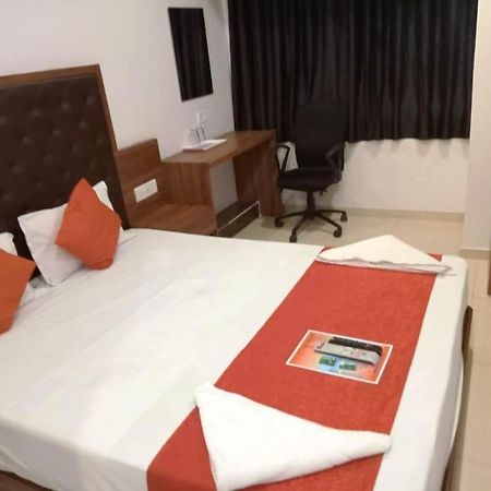 Sai Deep Lodging Navi Mumbai Extérieur photo
