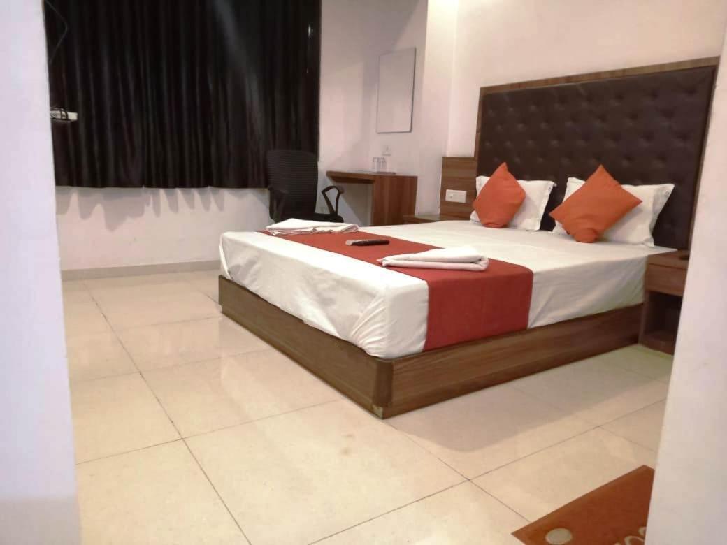 Sai Deep Lodging Navi Mumbai Extérieur photo