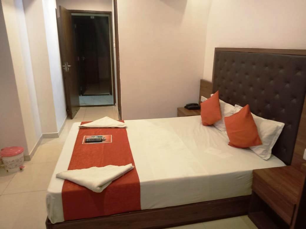 Sai Deep Lodging Navi Mumbai Extérieur photo